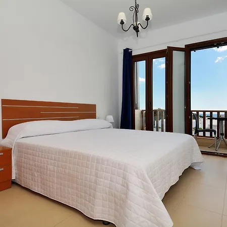 Willa Doramas 3 Bedrooms Share Pool Wifi